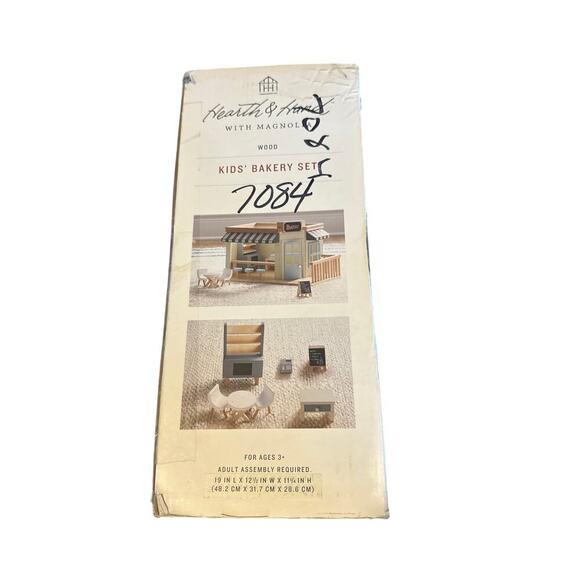 New Hearth & Hand with Magnolia Kid’s Wooden Wood 8 Pc Bakery Bake Shop Set - Picture 5 of 7